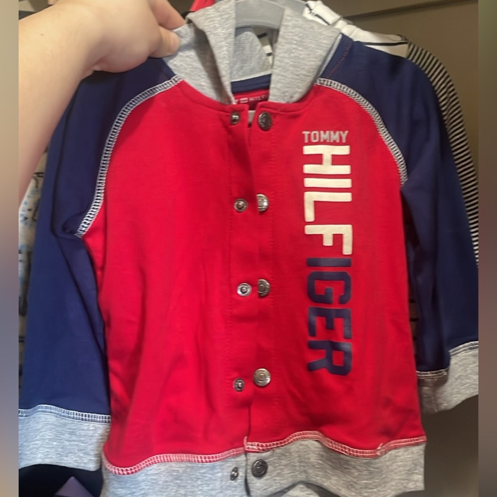 Tommy sweater and shirt bundle